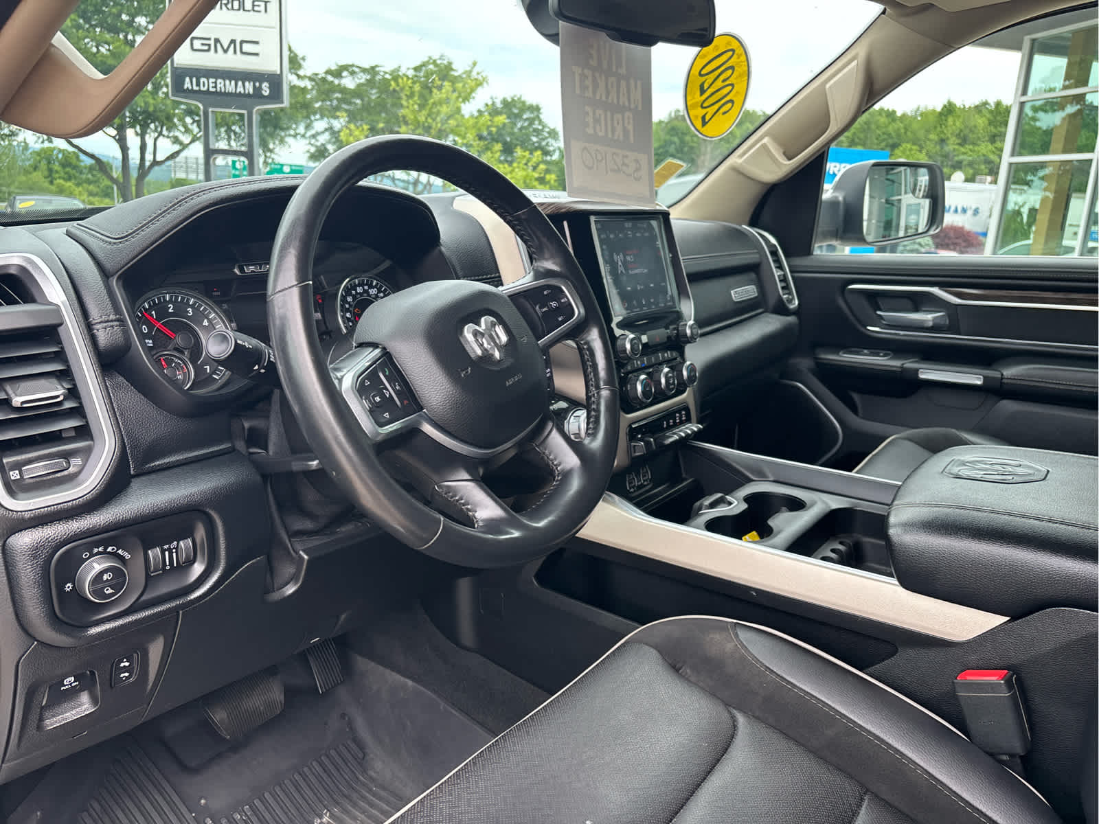 2020 RAM Ram 1500 Pickup Laramie - Photo 21