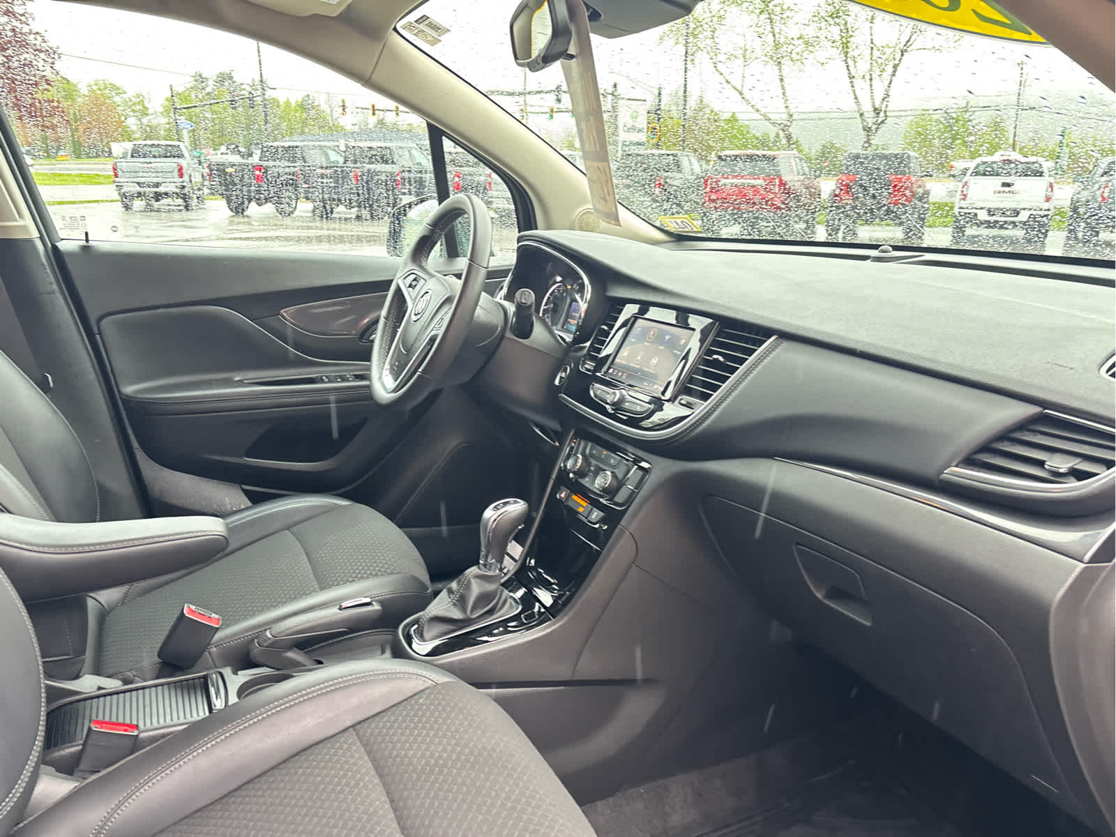 2022 Buick Encore Preferred - Photo 24