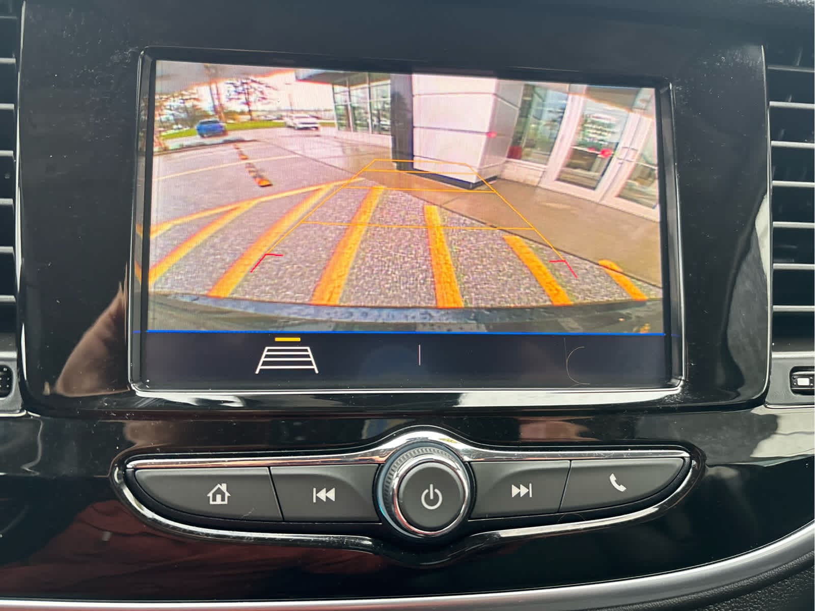 2022 Buick Encore Preferred - Photo 15