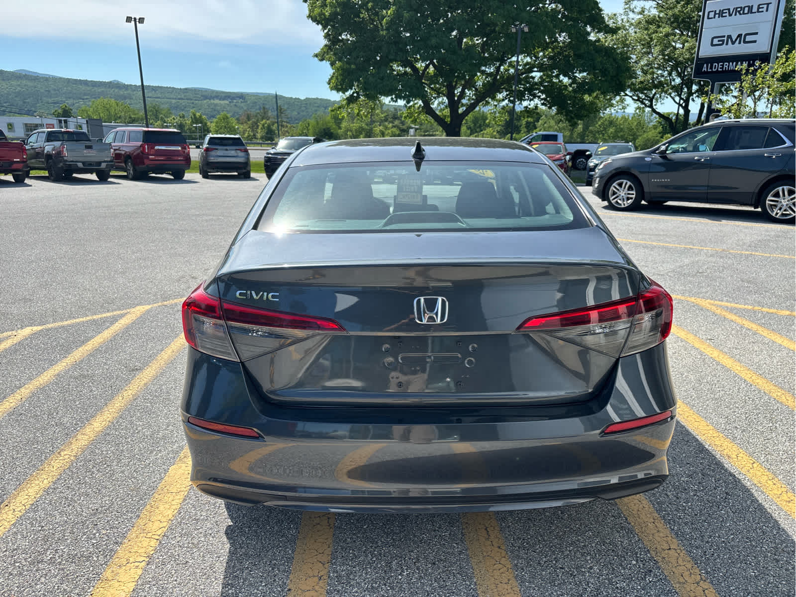 2022 Honda Civic LX - Photo 6