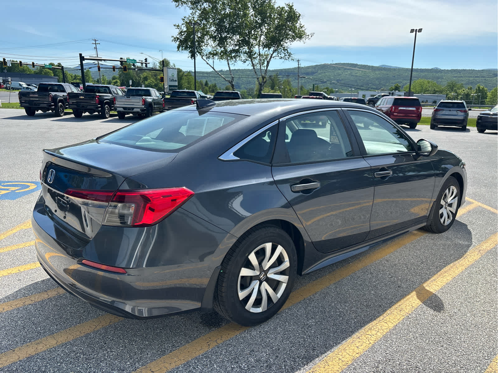 2022 Honda Civic LX - Photo 7