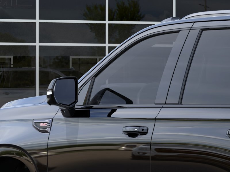 2026 GMC Yukon AT4 Ultimate - Photo 12
