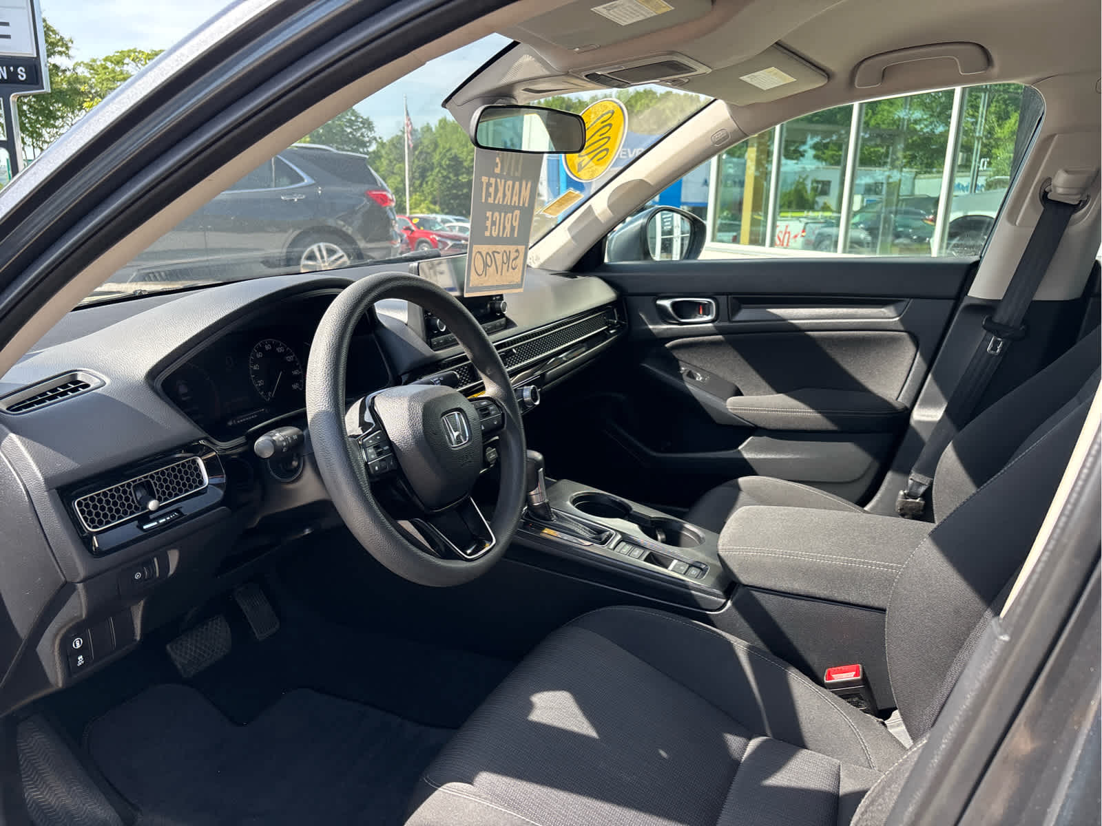 2022 Honda Civic LX - Photo 9