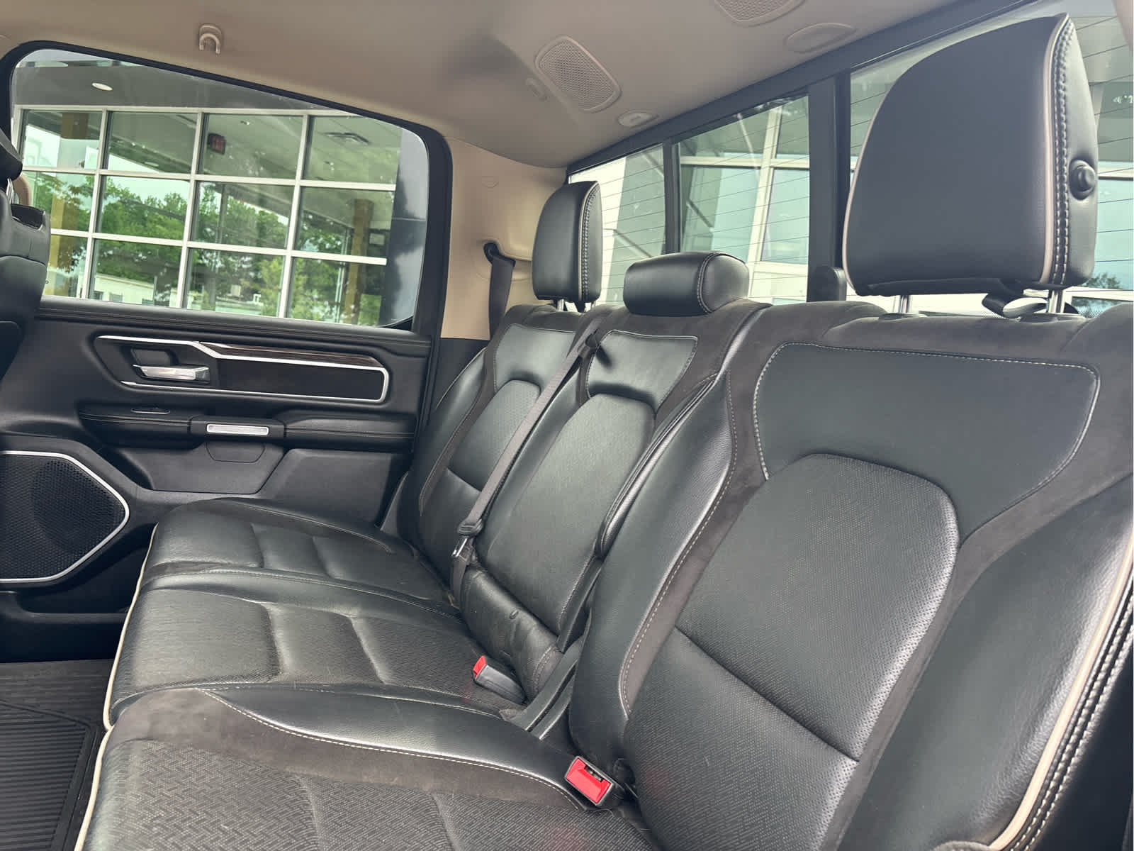 2020 RAM Ram 1500 Pickup Laramie - Photo 18