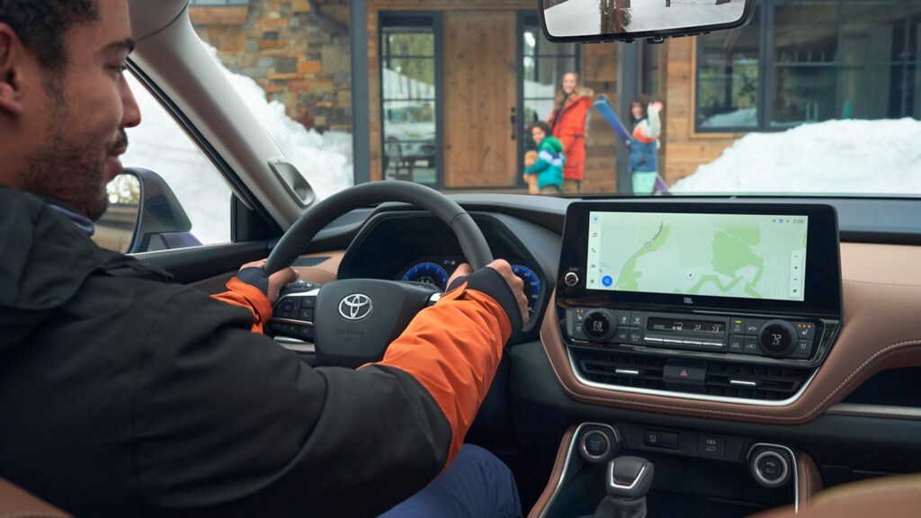 Toyota Grand Highlander interior
