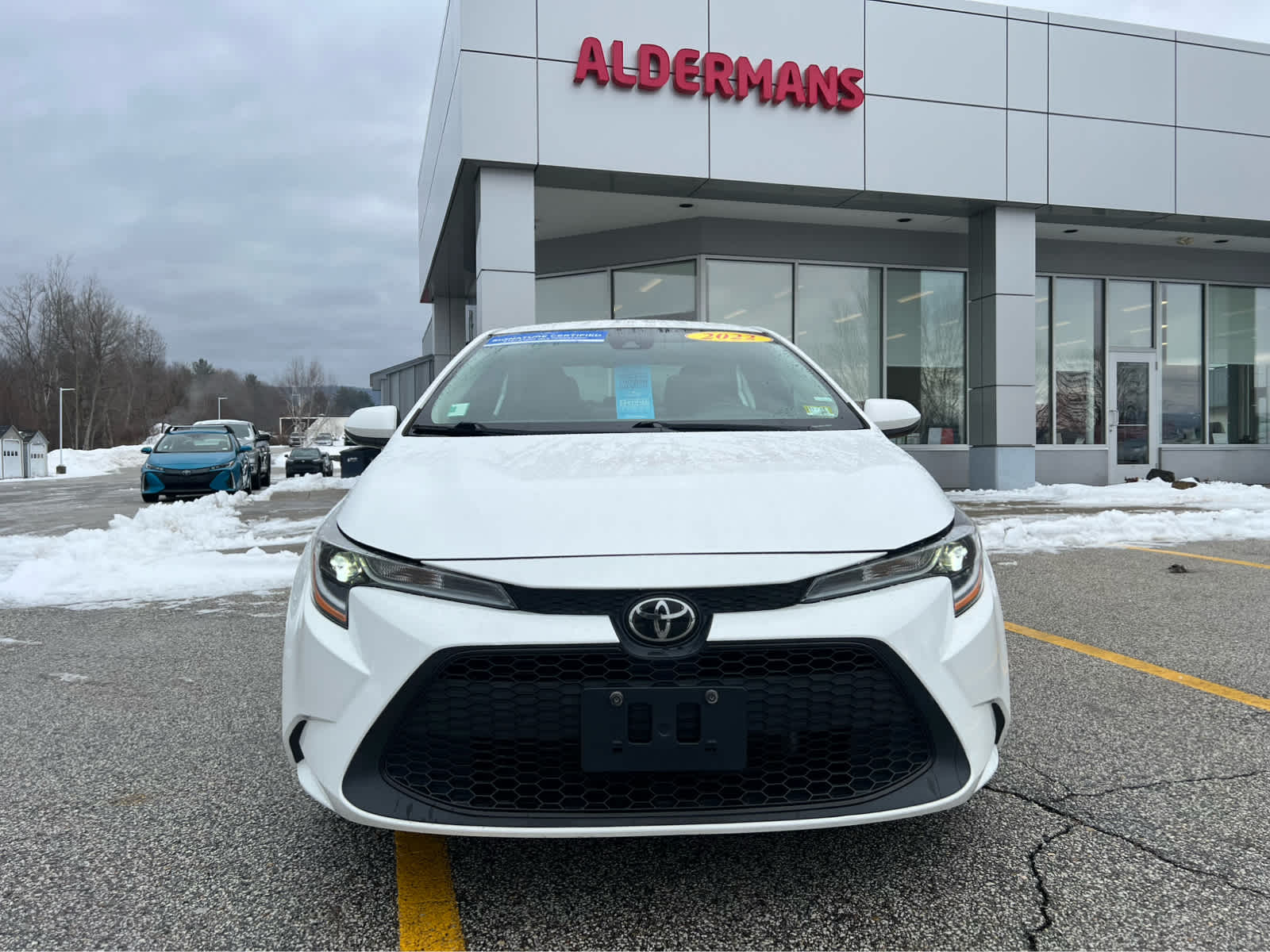 Used 2022 Toyota Corolla LE with VIN 5YFEPMAE9NP298077 for sale in Rutland, VT