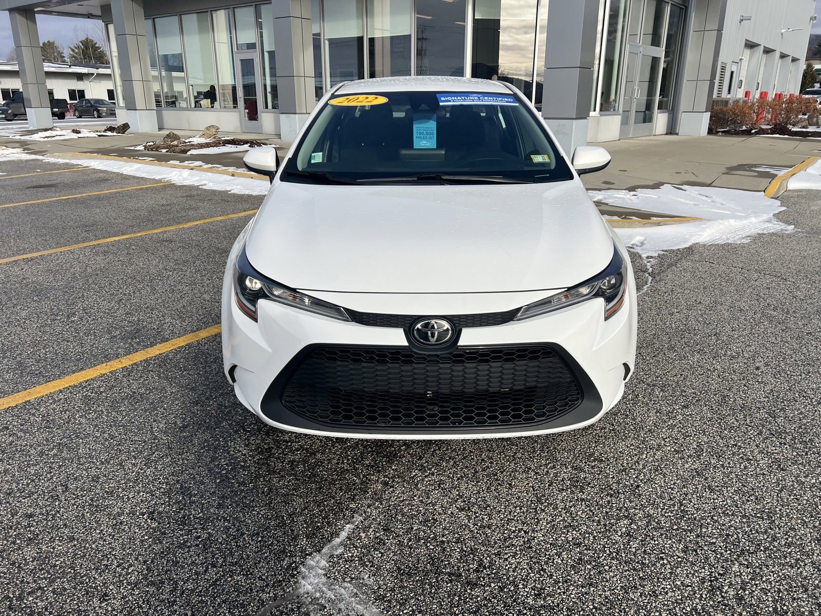 Used 2022 Toyota Corolla LE with VIN 5YFEPMAE2NP351489 for sale in Rutland, VT
