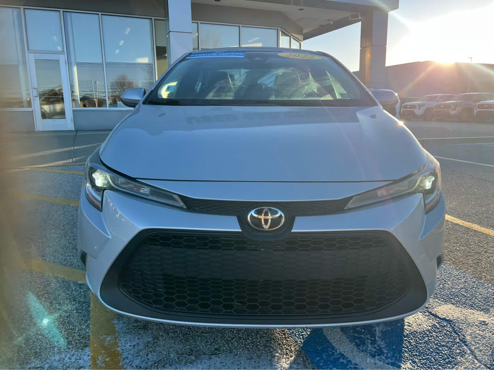 Used 2022 Toyota Corolla LE with VIN 5YFEPMAE1NP350768 for sale in Rutland, VT