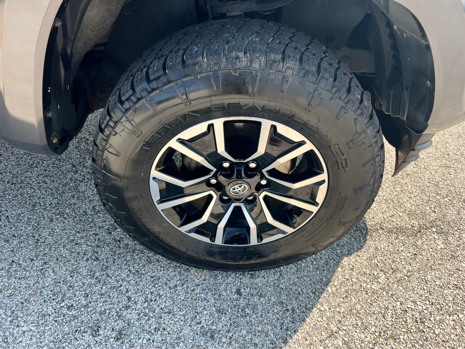 2023 Toyota Tacoma TRD Sport - Photo 22