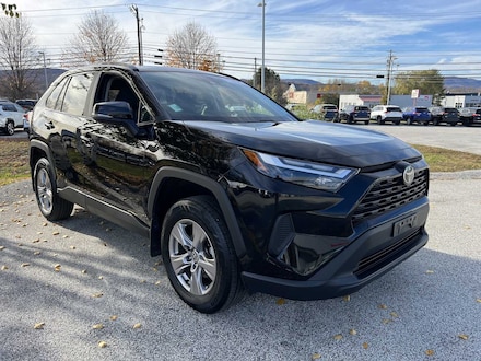 2022 Toyota RAV4 XLE SUV