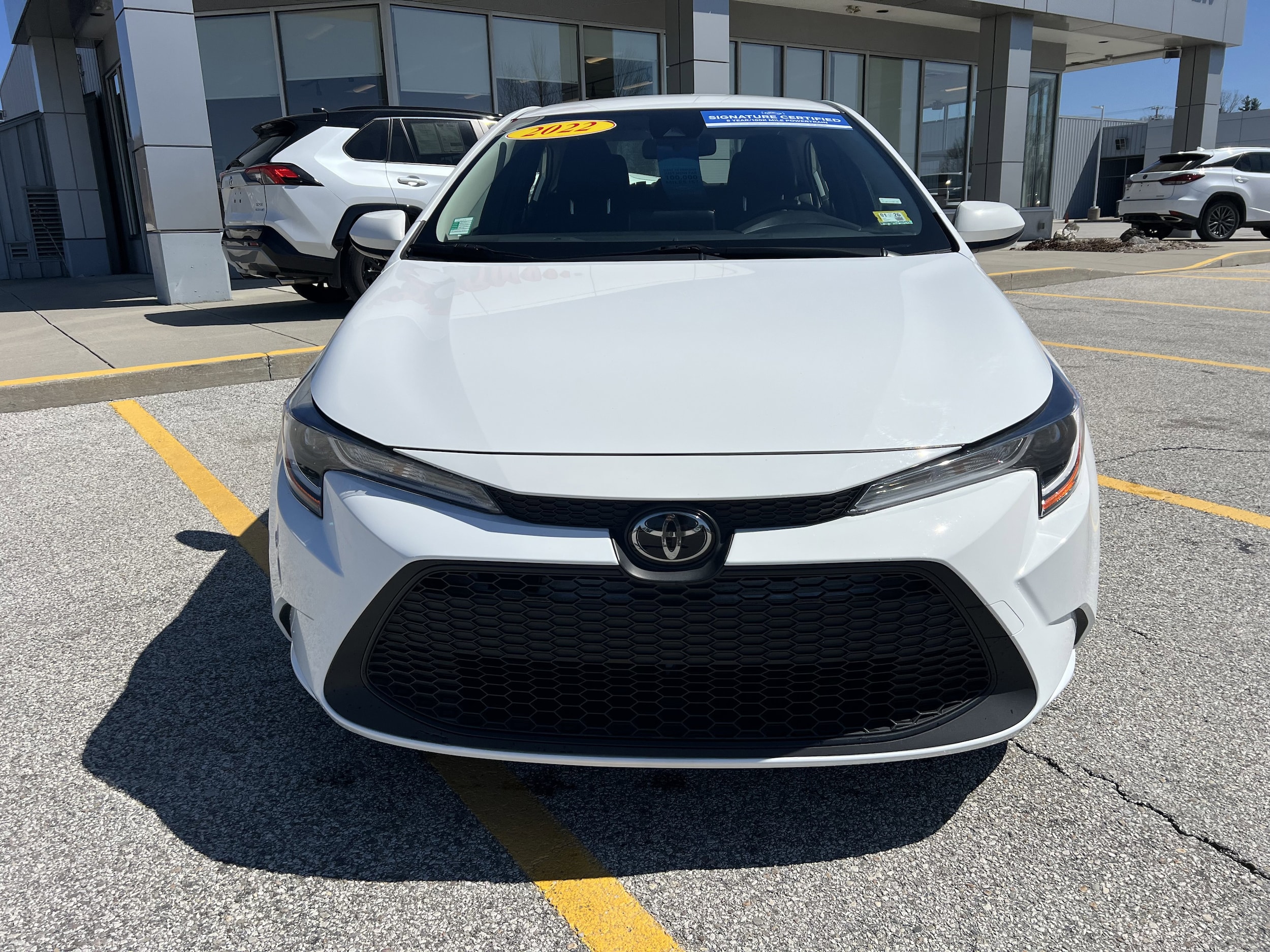 Used 2022 Toyota Corolla LE with VIN JTDEPMAE5N3017675 for sale in Rutland, VT