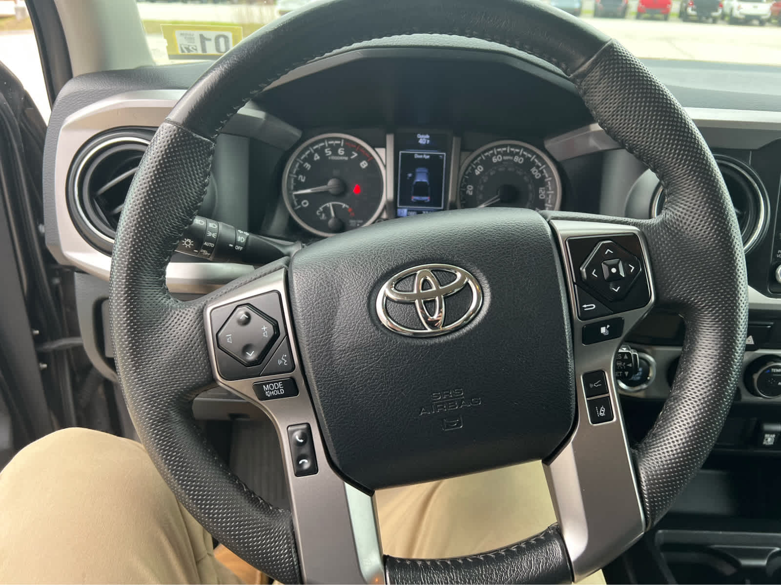 2023 Toyota Tacoma SR5 - Photo 14