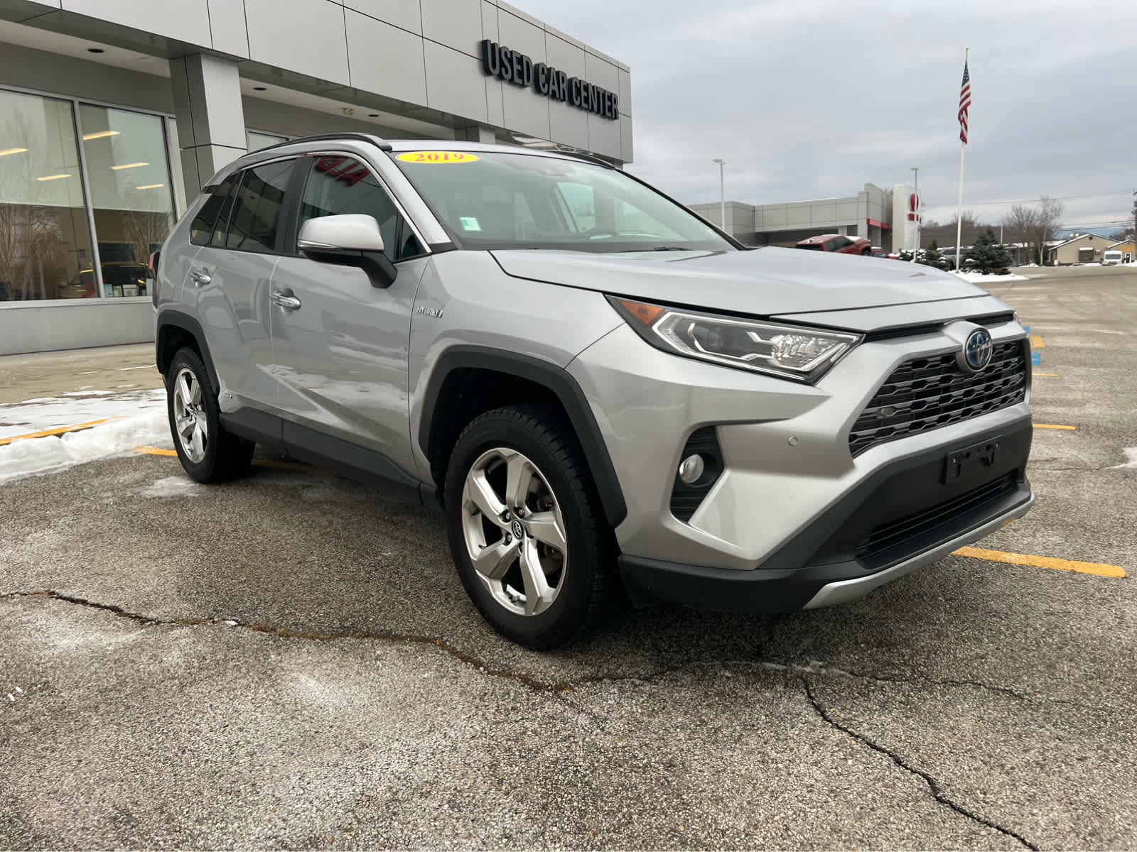 2019 Toyota RAV4 Limited's photo