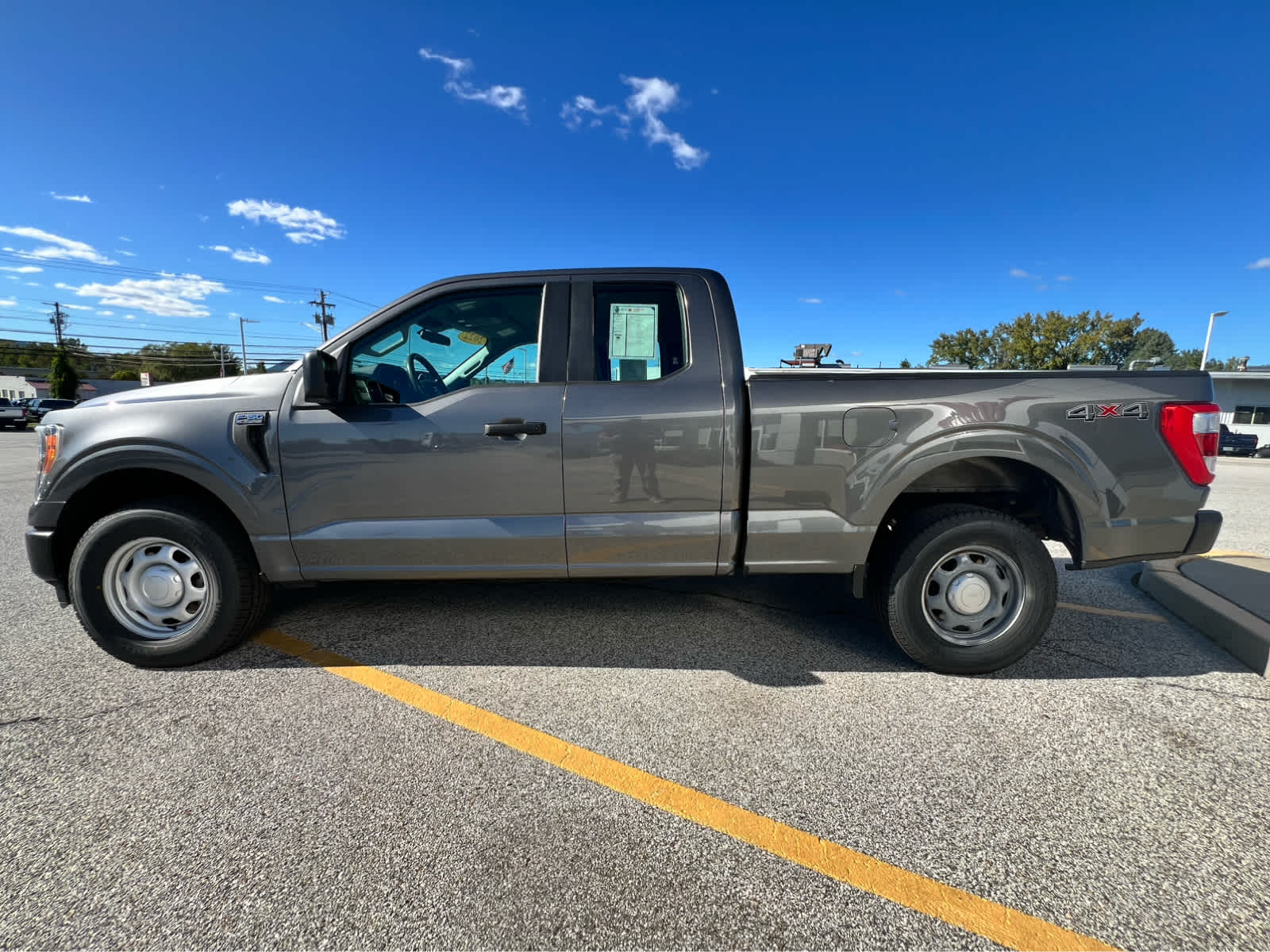 2022 Ford F-150 XL - Photo 7