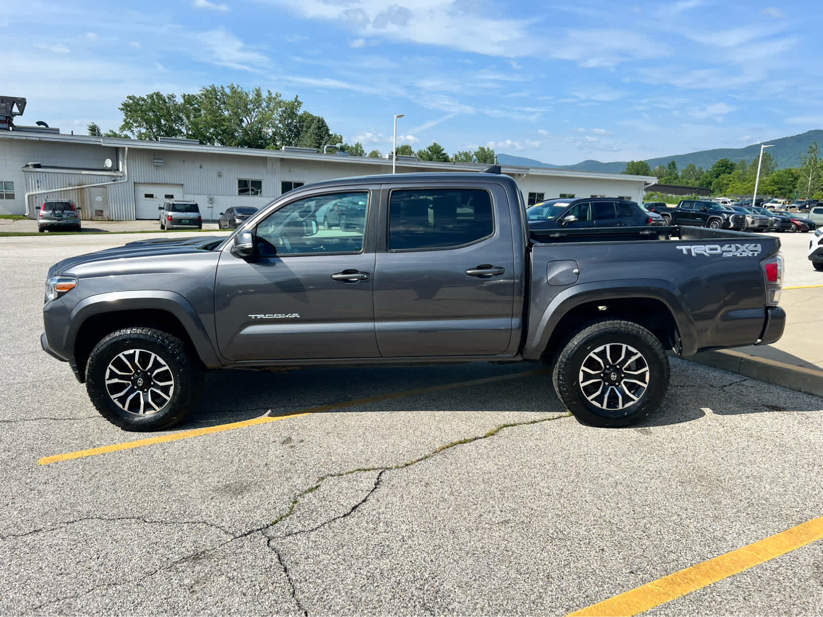 2023 Toyota Tacoma TRD Sport - Photo 17