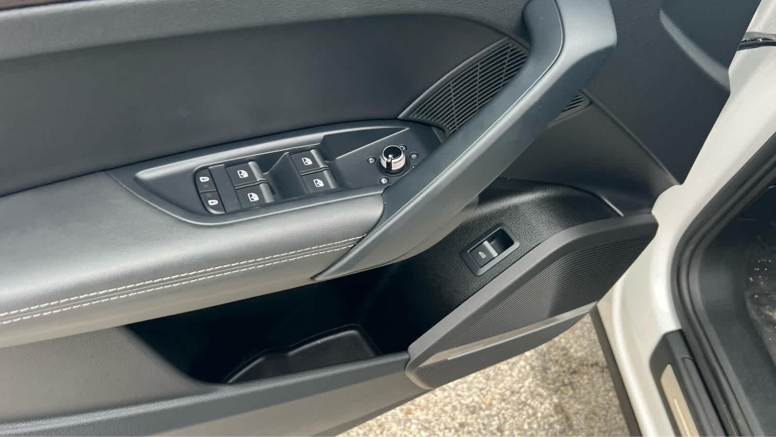 2024 Audi Q5 Premium Plus - Photo 9