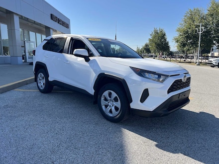 2022 Toyota RAV4 LE SUV