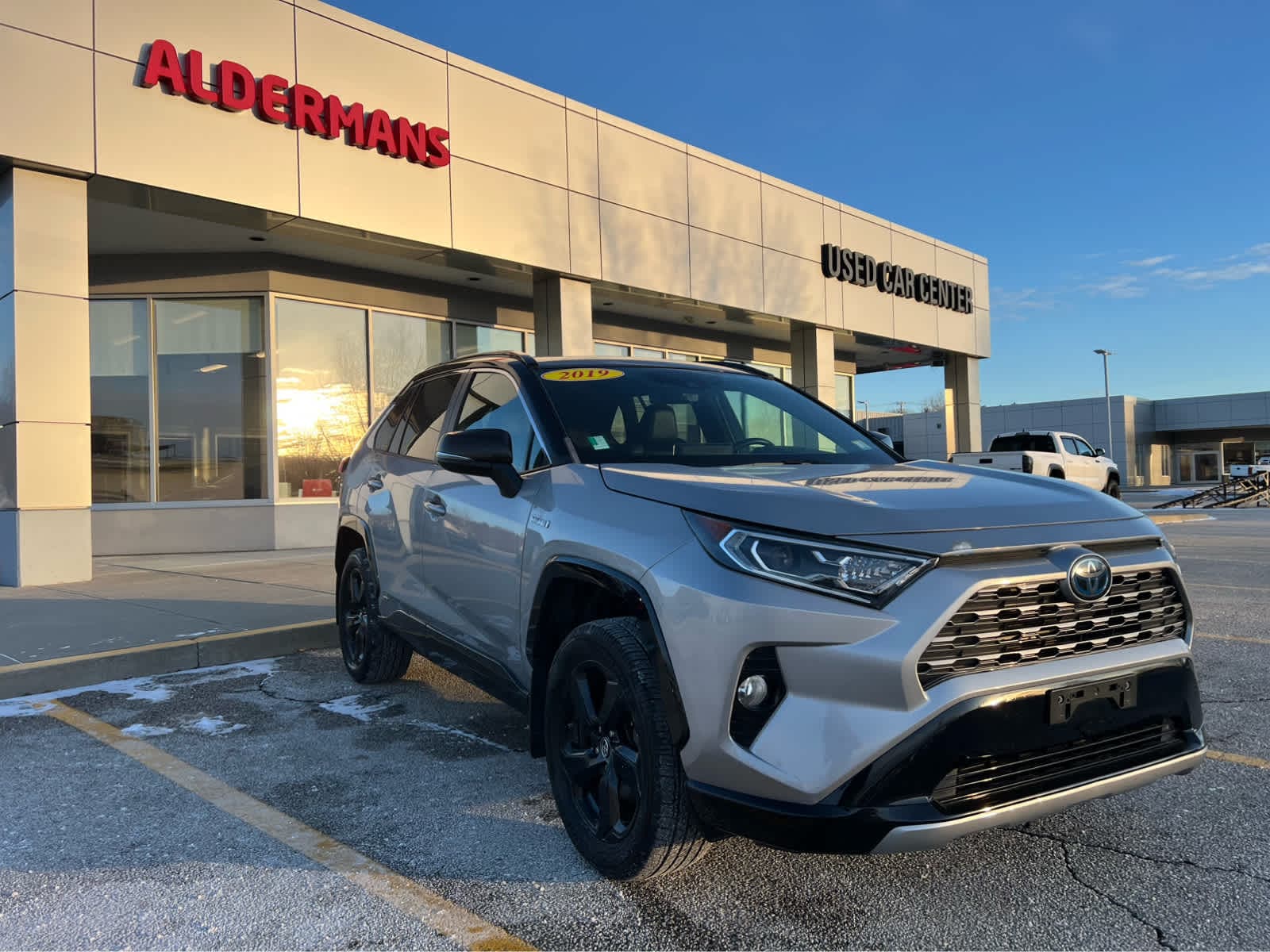 2019 Toyota RAV4 Hybrid SUV 