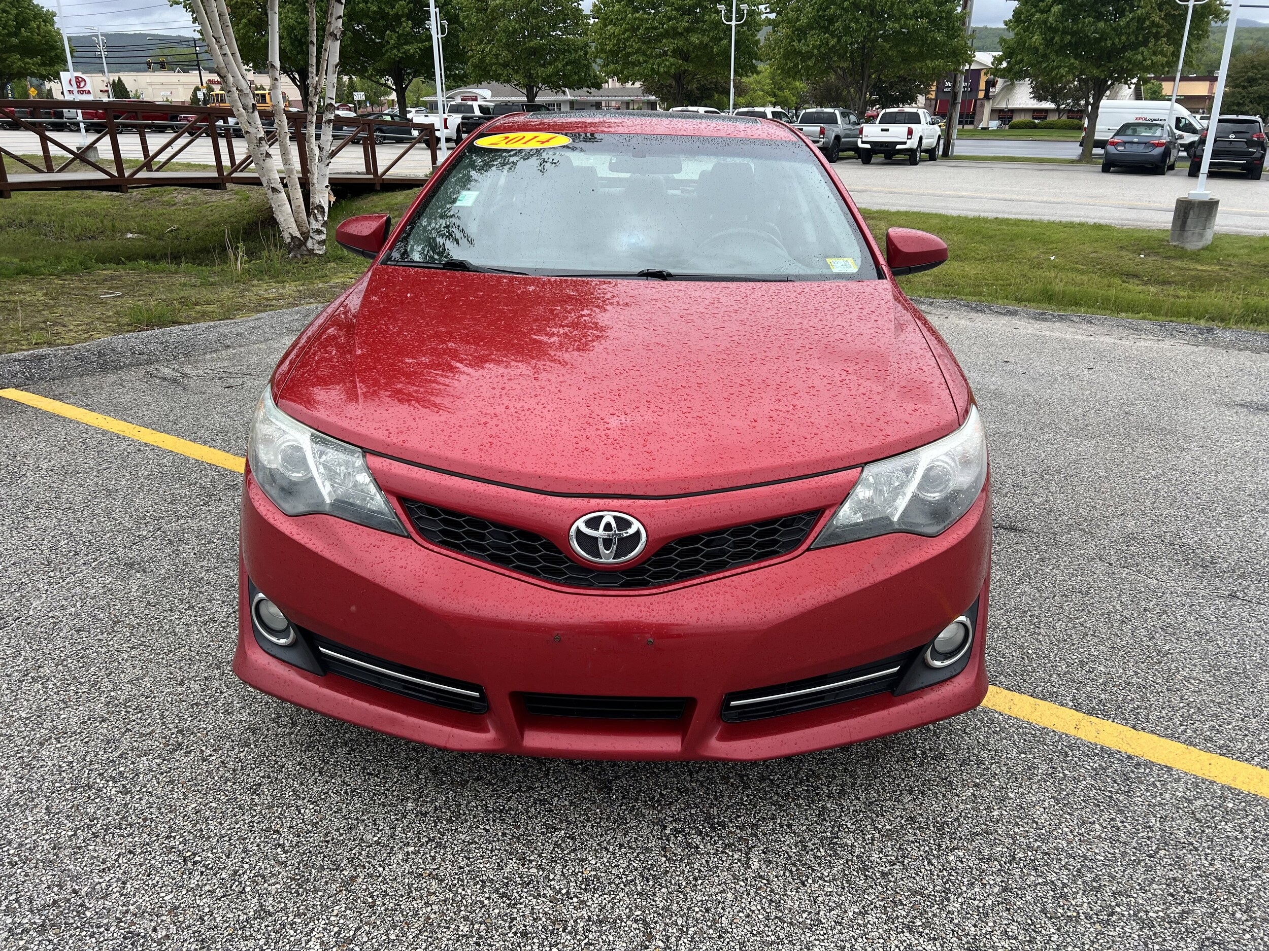 Used 2014 Toyota Camry SE with VIN 4T1BF1FK9EU808154 for sale in Rutland, VT