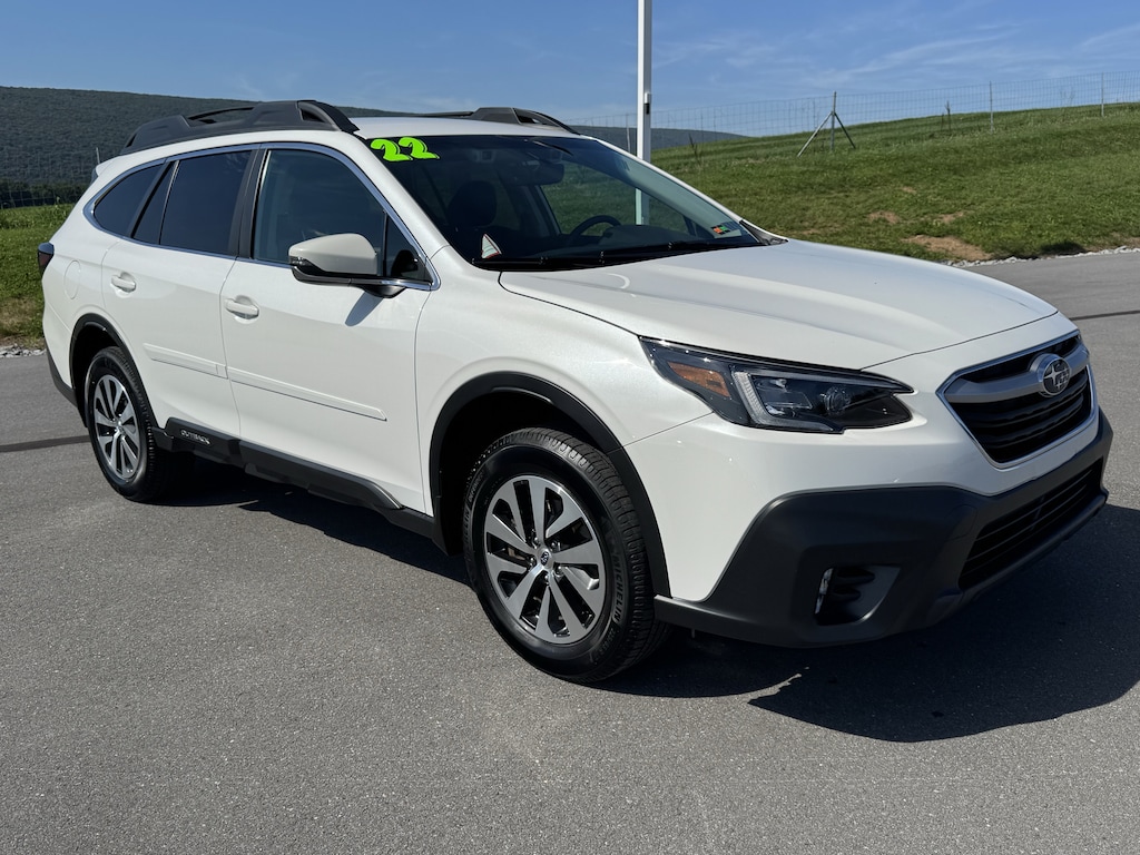 Used 2022 Subaru Outback Premium SUV