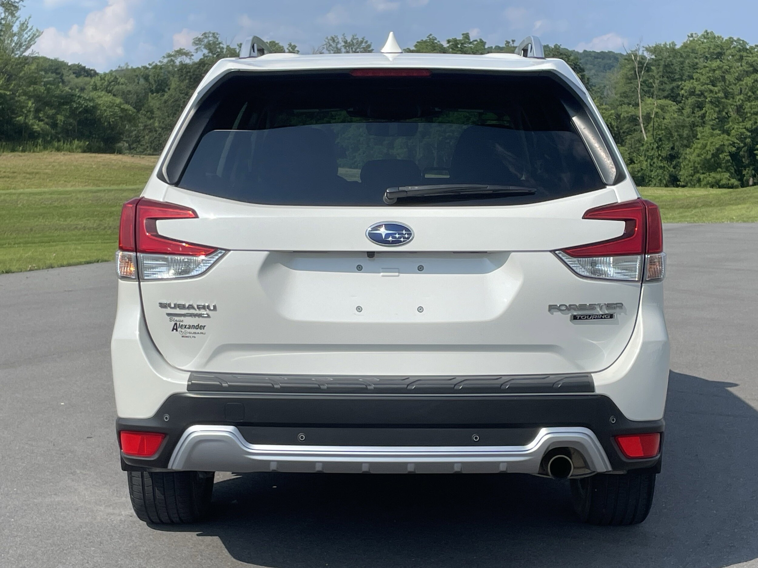 2022 Subaru Forester Touring photo 4
