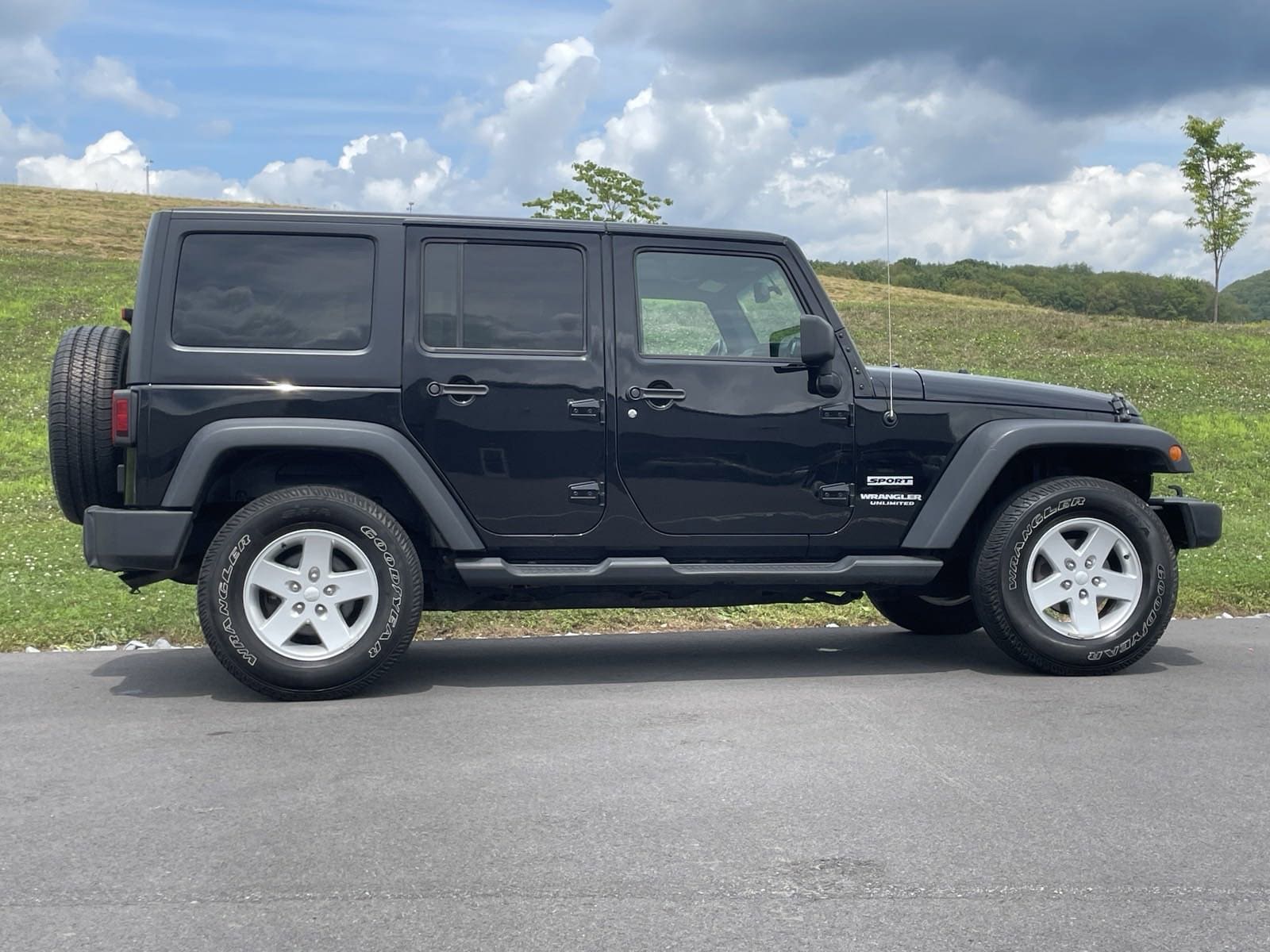 Used 2017 Jeep Wrangler Unlimited Sport S with VIN 1C4BJWDG4HL725126 for sale in Muncy, PA