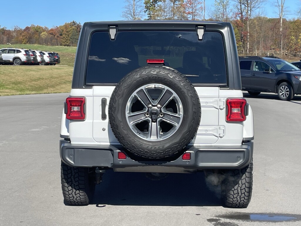 Used 2018 Jeep Wrangler Unlimited Unlimited Sahara 4x4 SUV