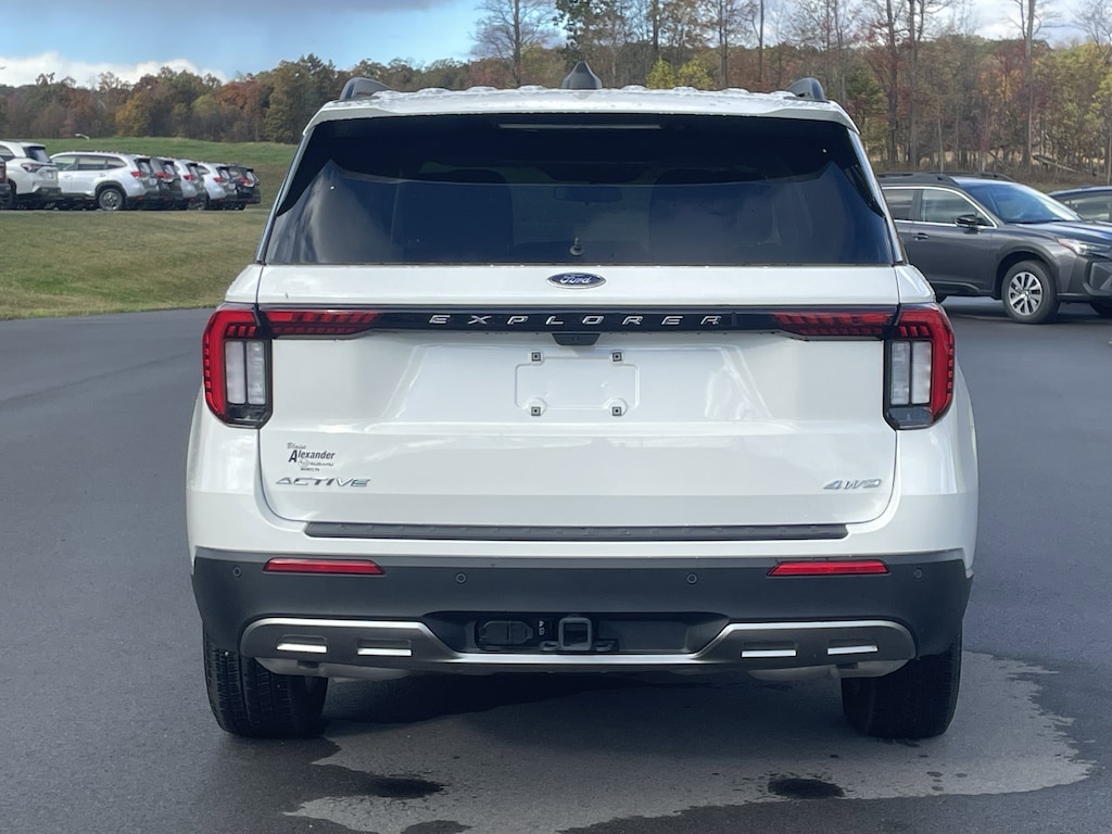 Used 2025 Ford Explorer Active SUV