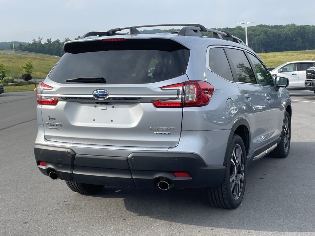 Used 2023 Subaru Ascent Limited 8-Passenger SUV