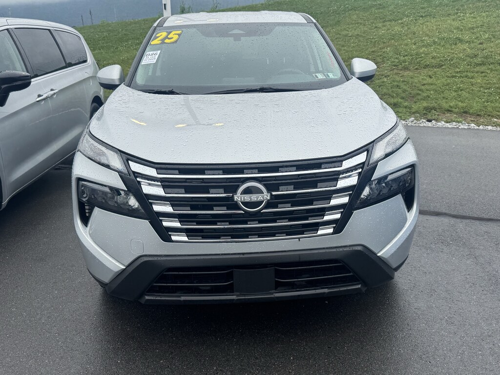 Used 2025 Nissan Rogue SV SUV