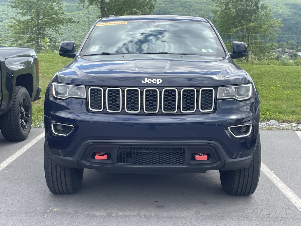 Used 2017 Jeep Grand Cherokee Laredo 4x4 SUV