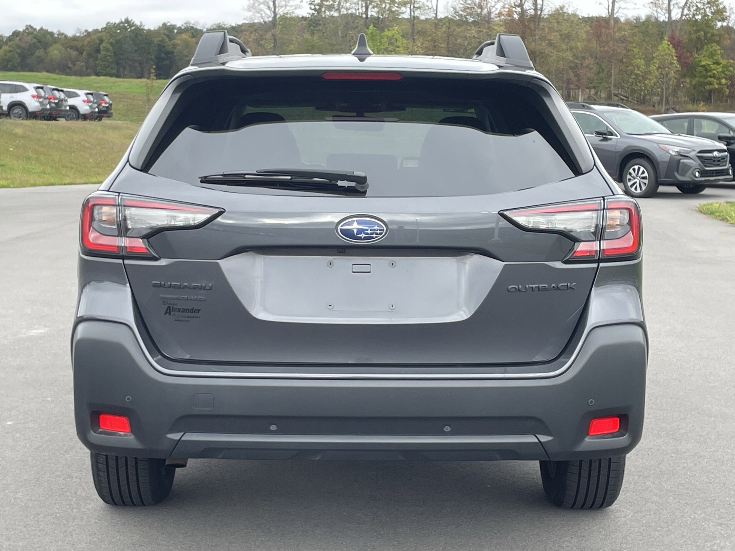 2024 Subaru Outback Onyx Edition photo 3