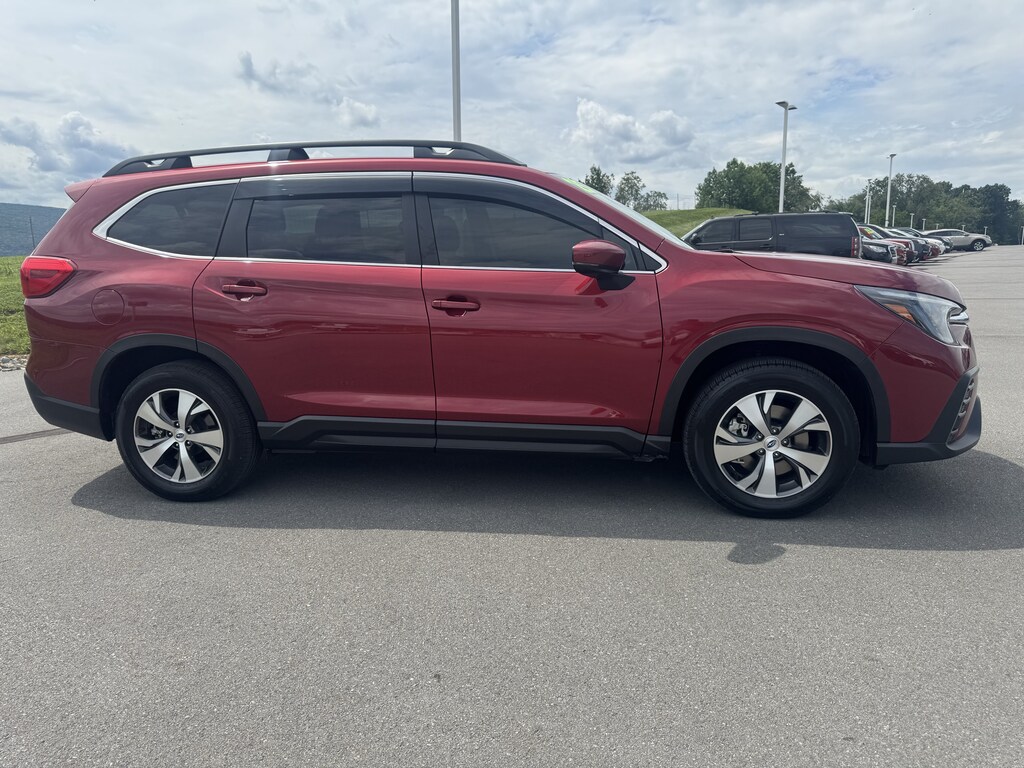 Used 2025 Subaru Ascent Premium 7-Passenger SUV
