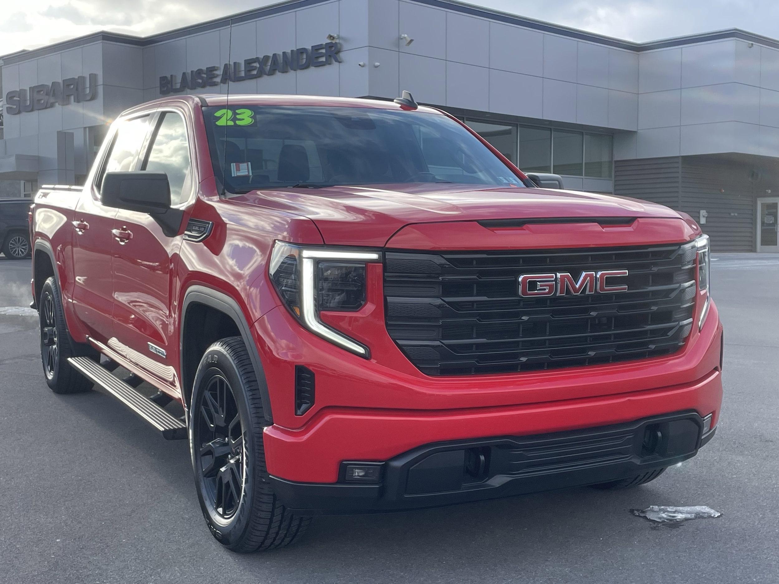 2023 GMC Sierra 1500 Elevation's photo