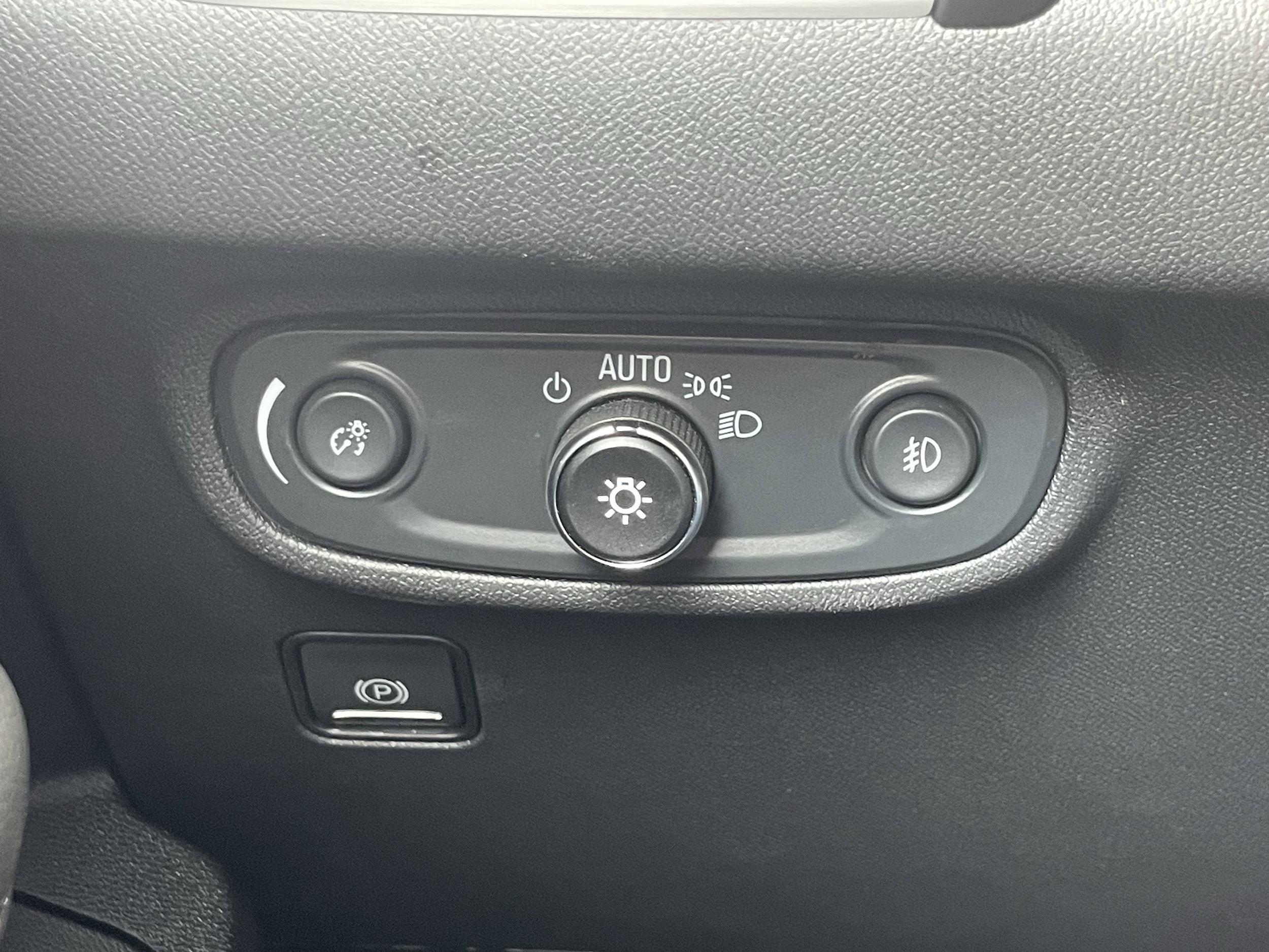 2024 GMC Terrain SLT - Photo 31