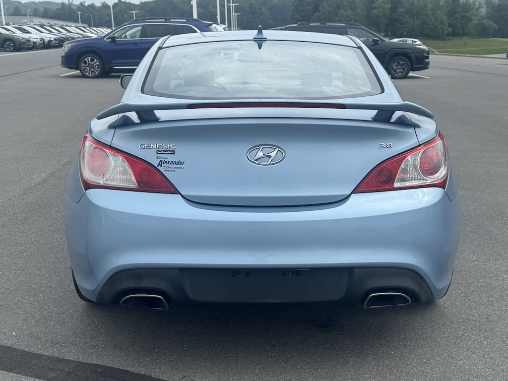 Used 2010 Hyundai Genesis Coupe 3.8 Coupe