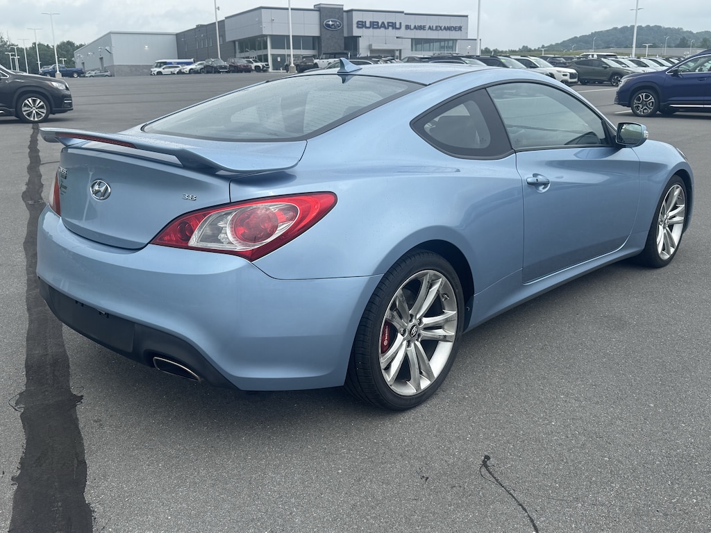 Used 2010 Hyundai Genesis Coupe 3.8 Coupe