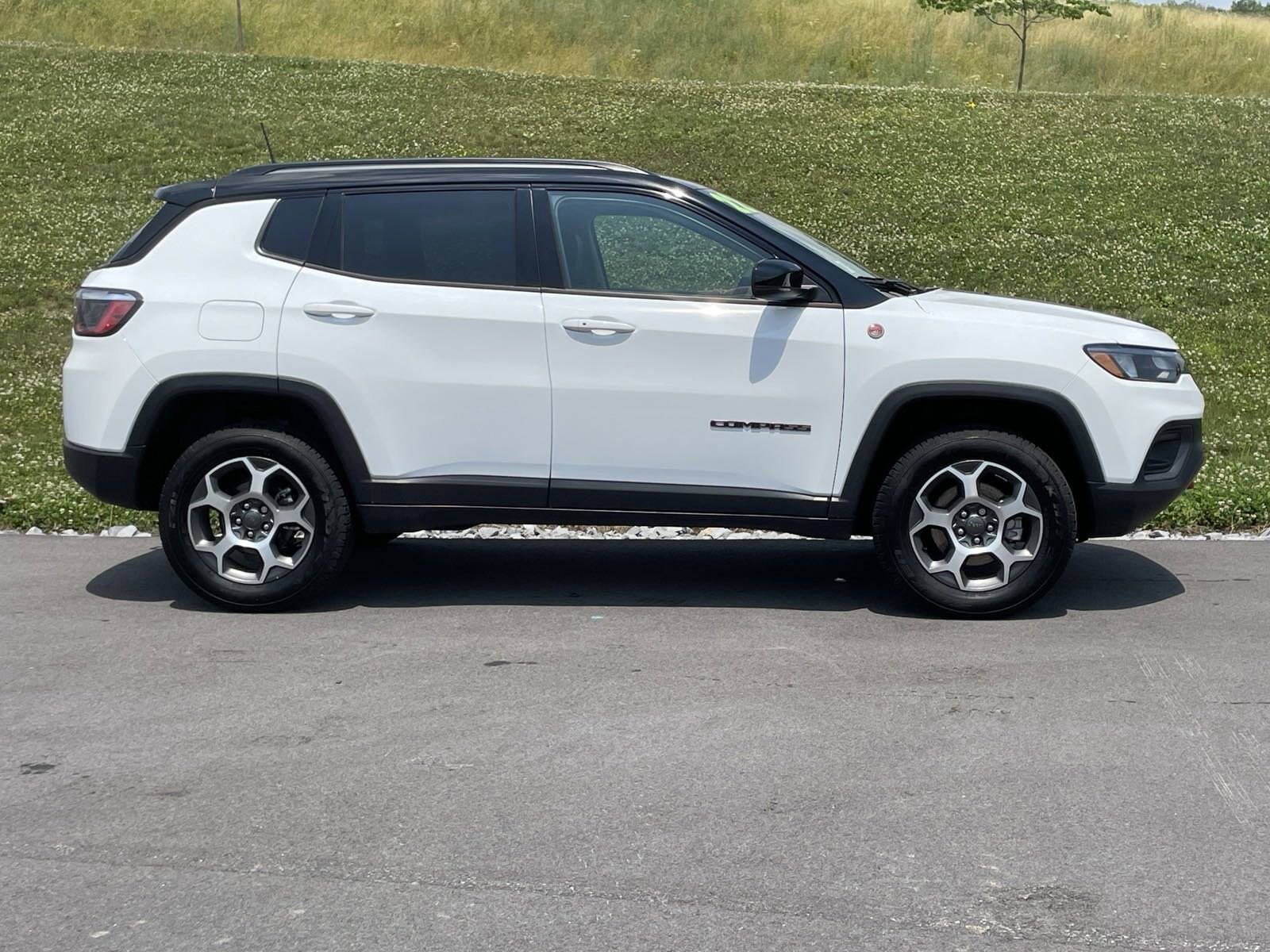 Used 2022 Jeep Compass Trailhawk with VIN 3C4NJDDB0NT221677 for sale in Muncy, PA