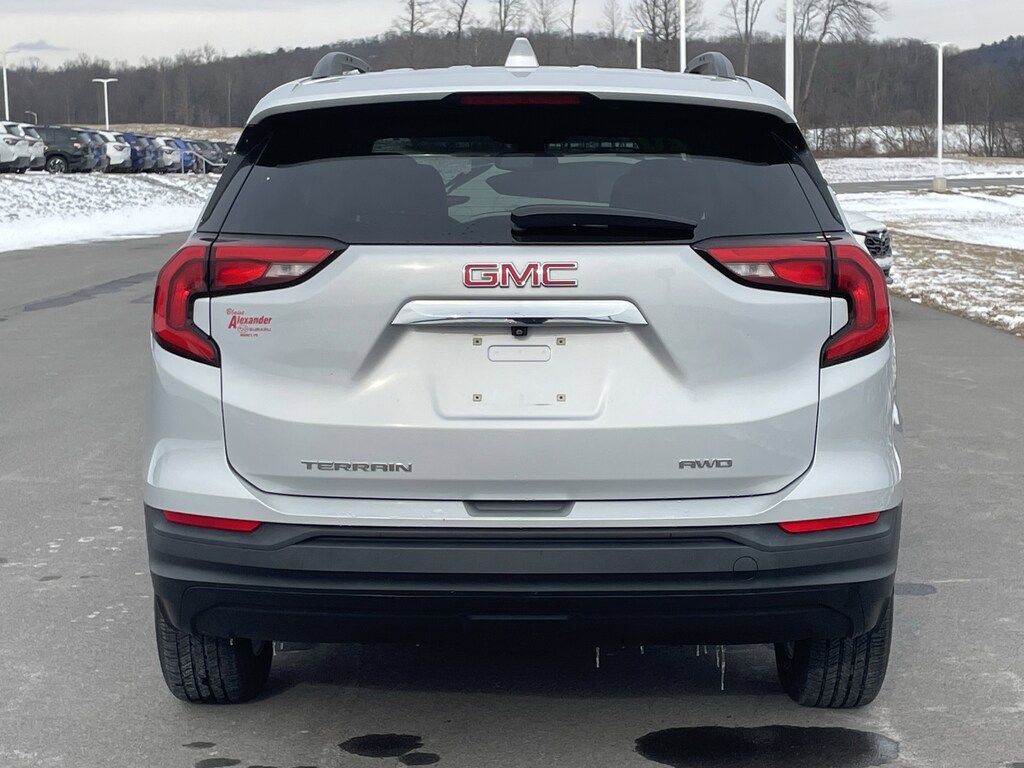 Used 2020 GMC Terrain SLE SUV