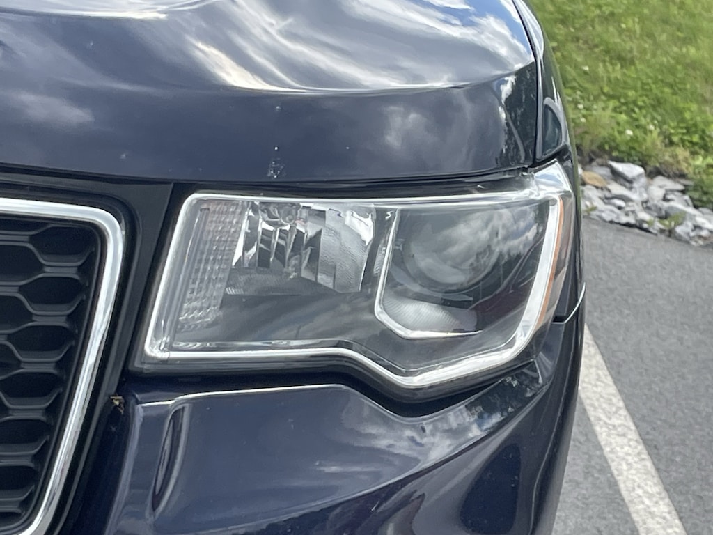 Used 2017 Jeep Grand Cherokee Laredo 4x4 SUV