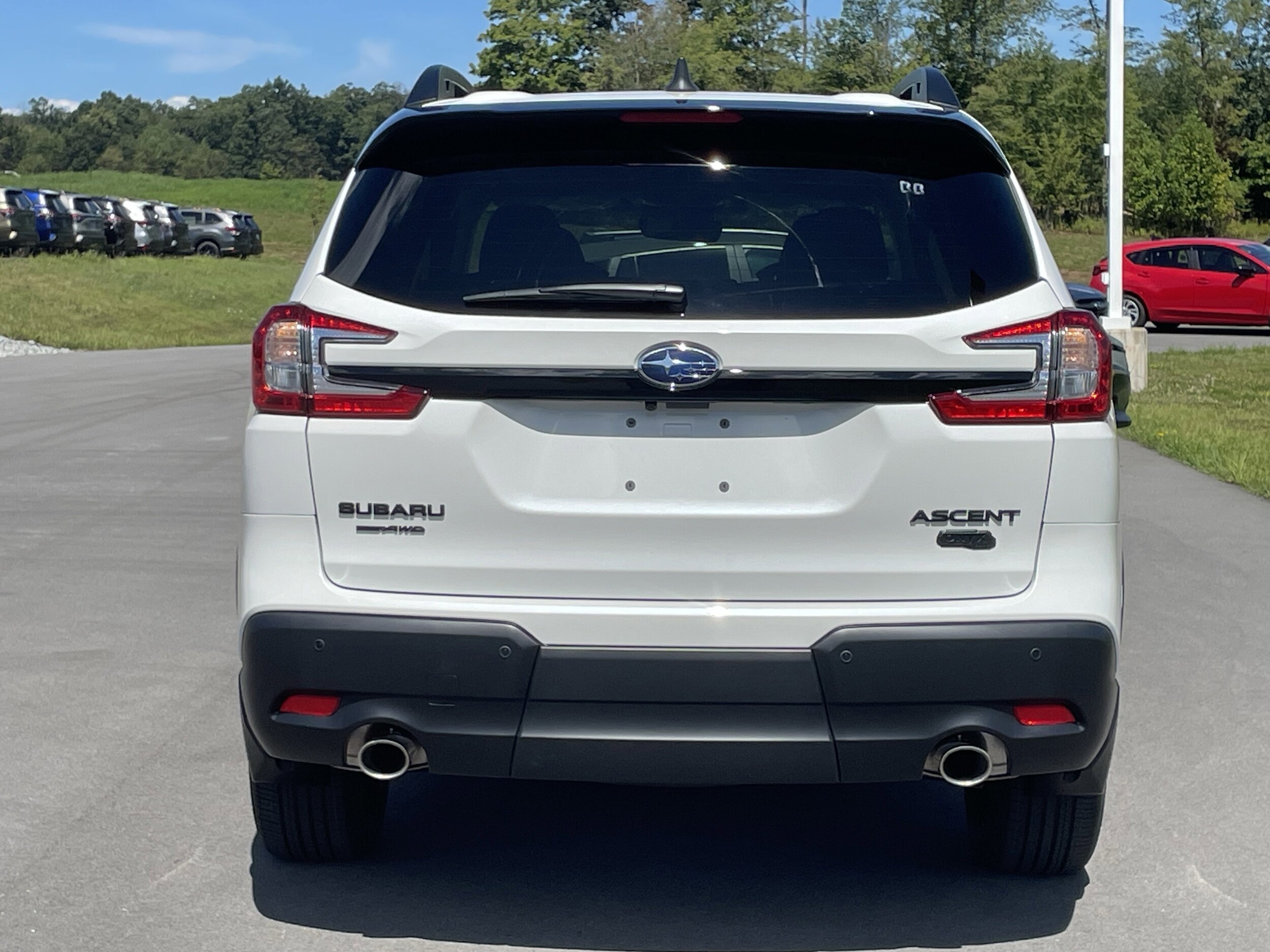 2025 Subaru Ascent Premium photo 3