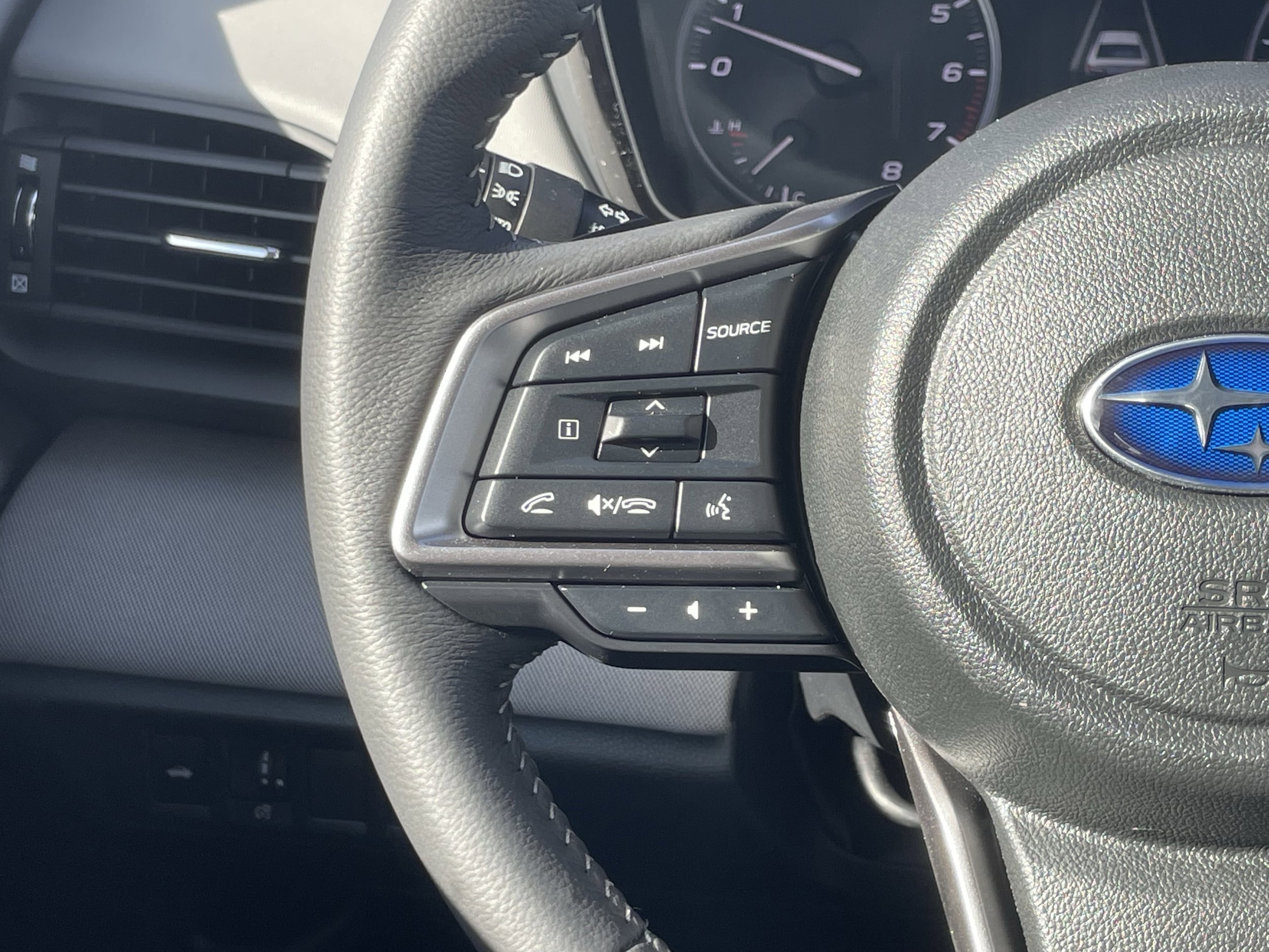 2025 Subaru Legacy Premium - Photo 18