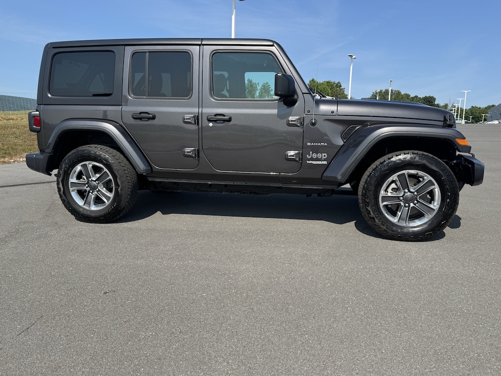 Used 2021 Jeep Wrangler Unlimited Sahara SUV
