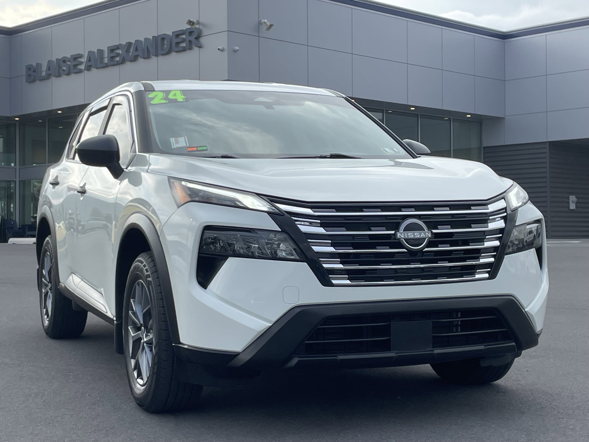 2024 Nissan Rogue