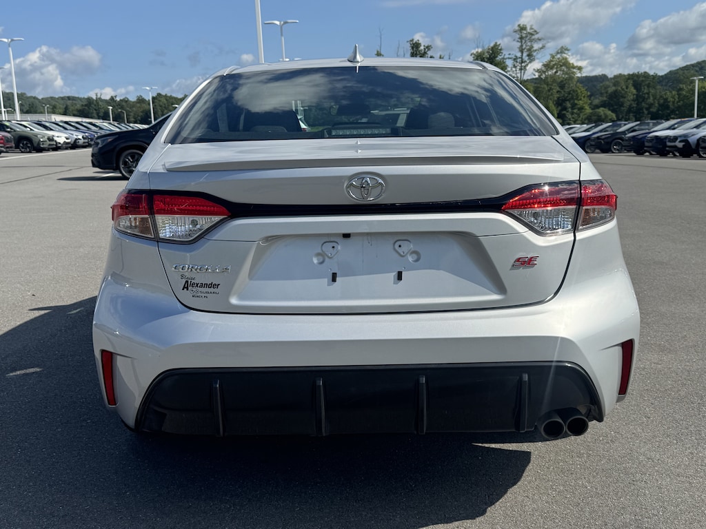 Used 2024 Toyota Corolla SE Sedan
