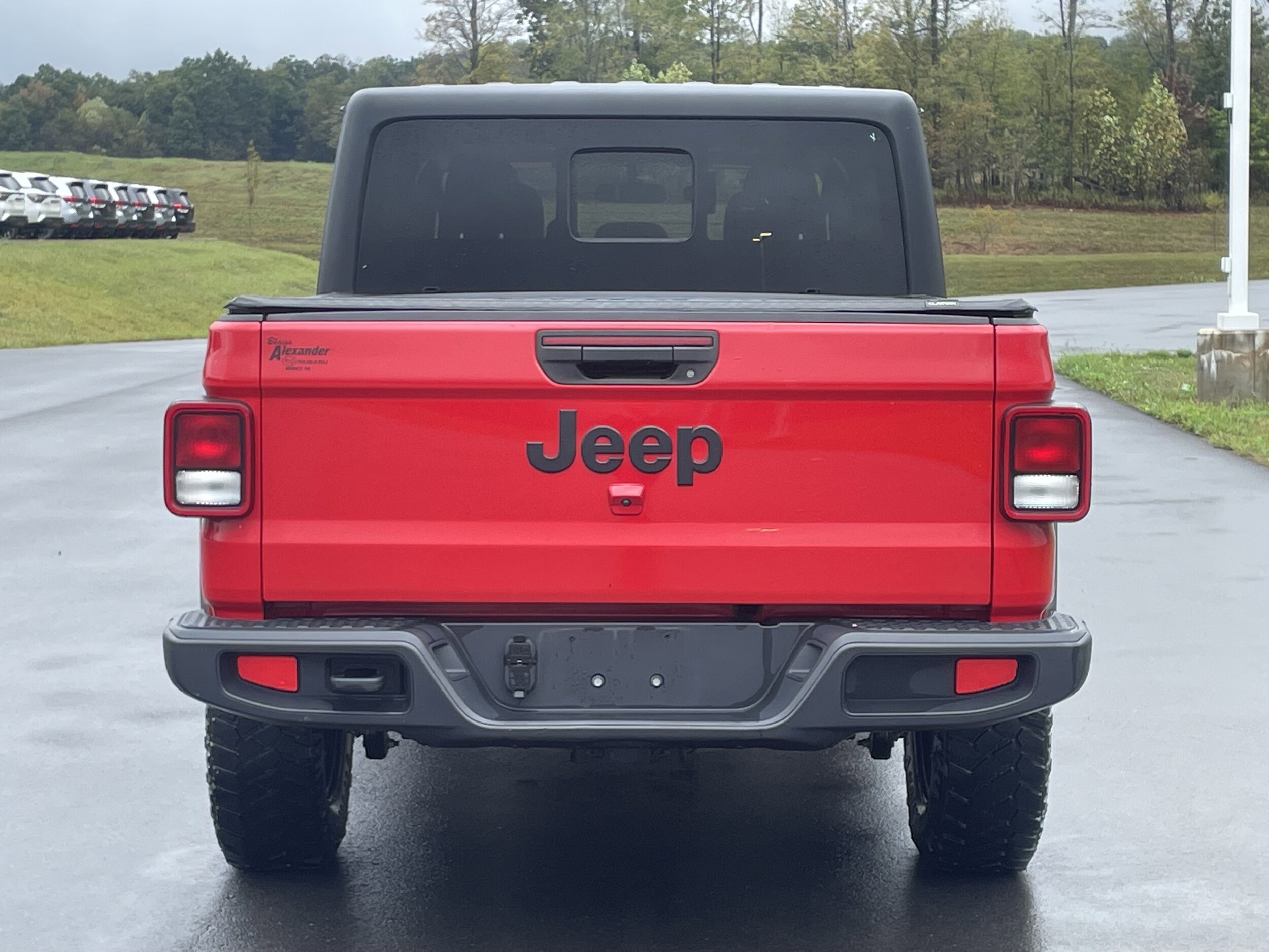 2020 Jeep Gladiator Sport S photo 4