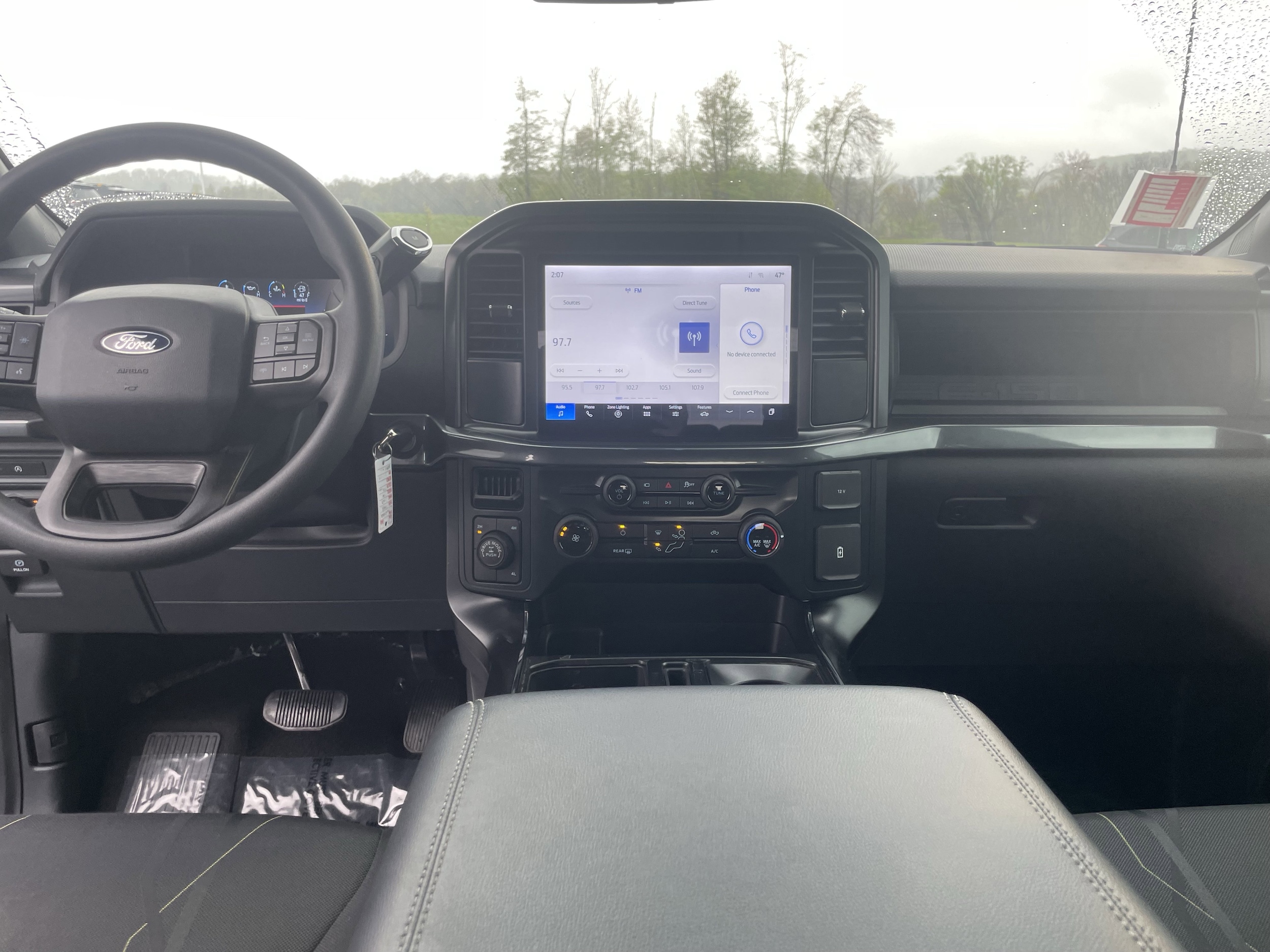 2025 Ford F-150 STX - Photo 14