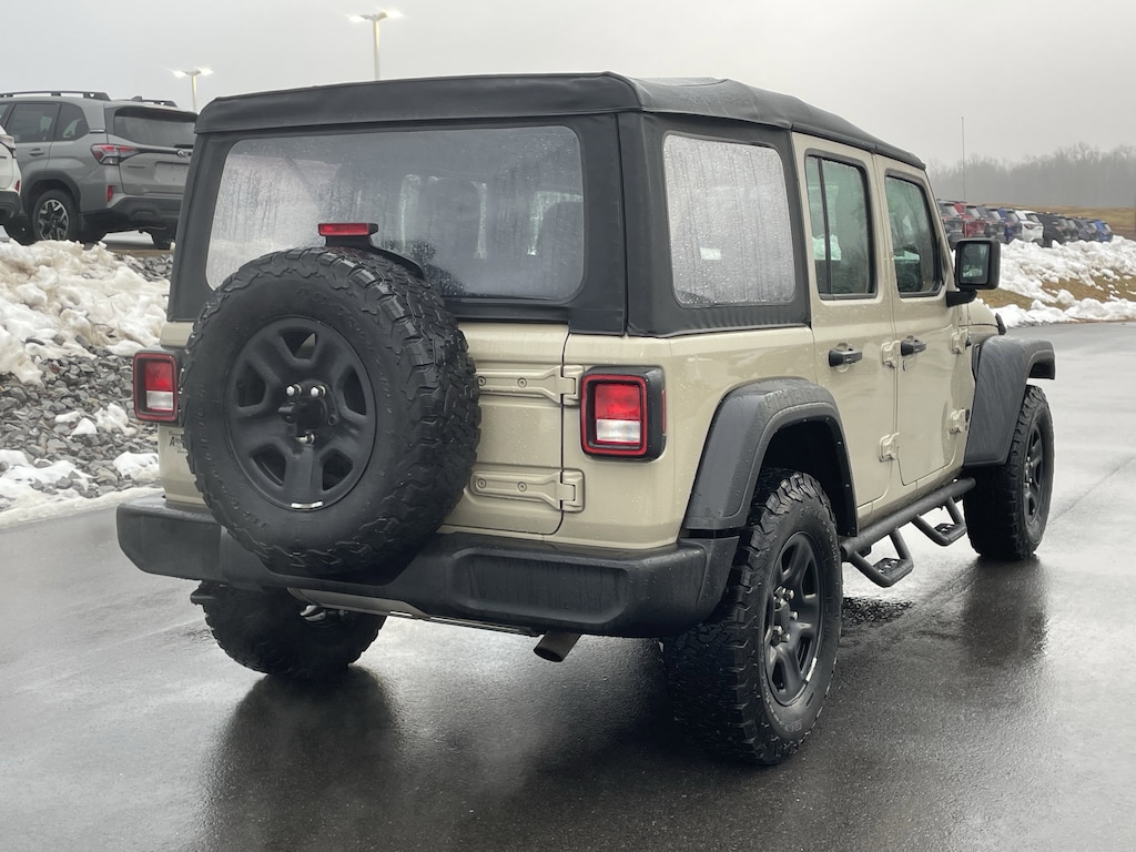 Used 2022 Jeep Wrangler Unlimited Sport SUV