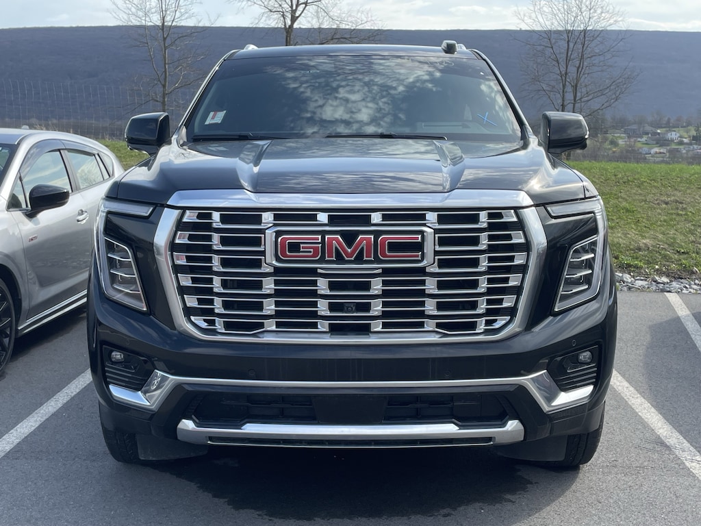 Used 2025 GMC Yukon Denali SUV