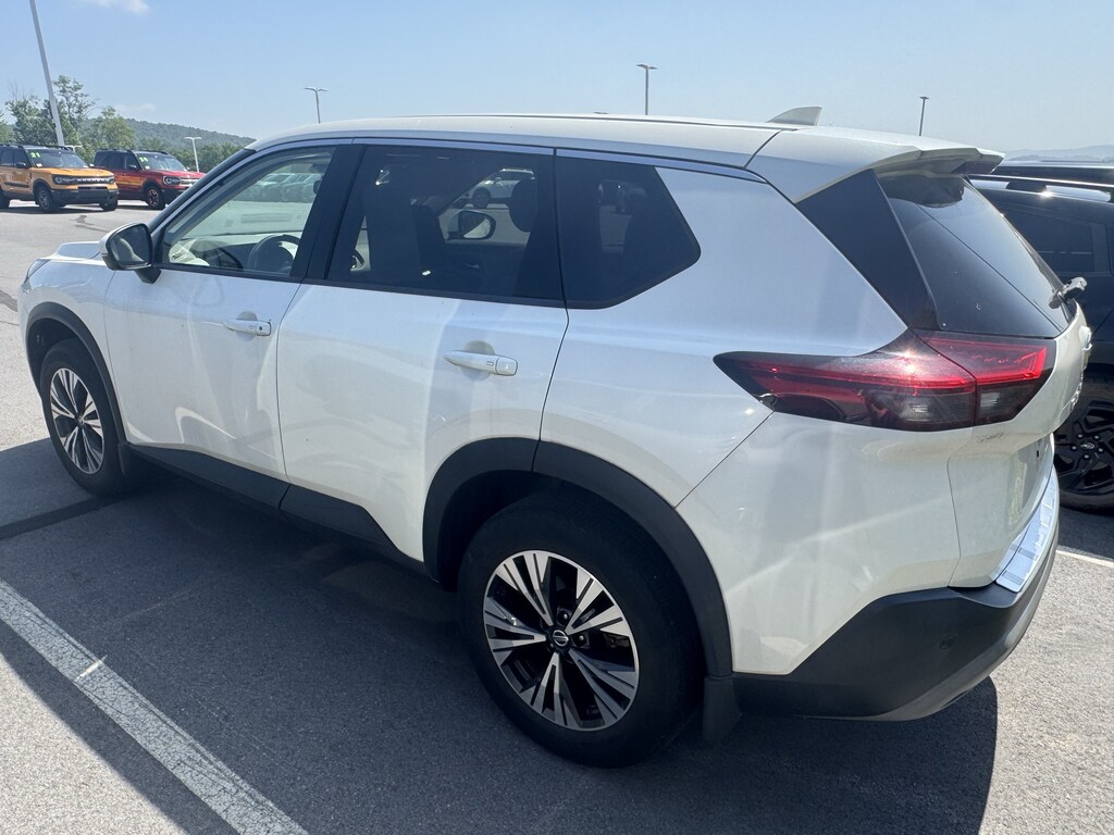 Used 2021 Nissan Rogue SV SUV